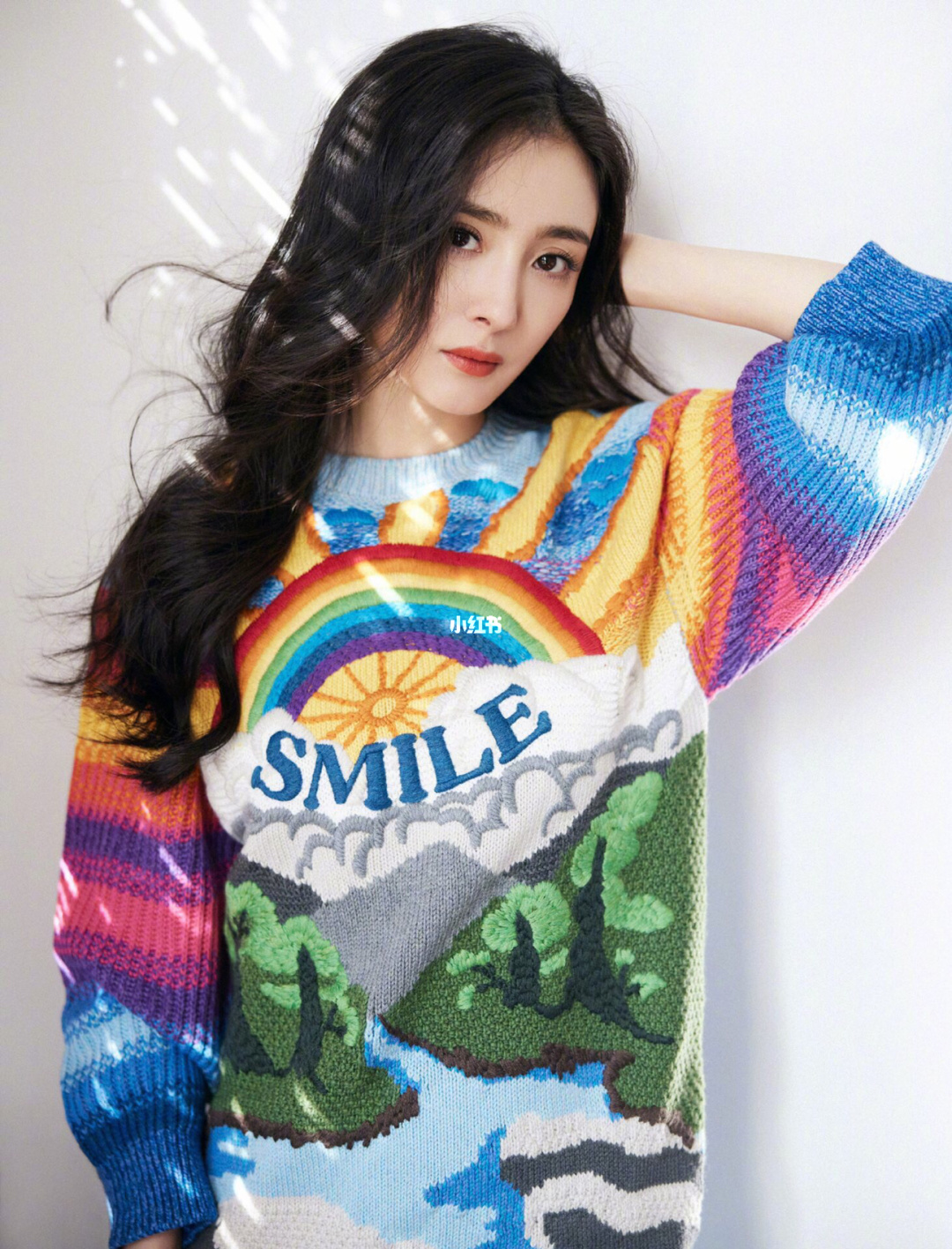 时尚女王杨幂的变美秘籍,轻松驾驭各种毛衣