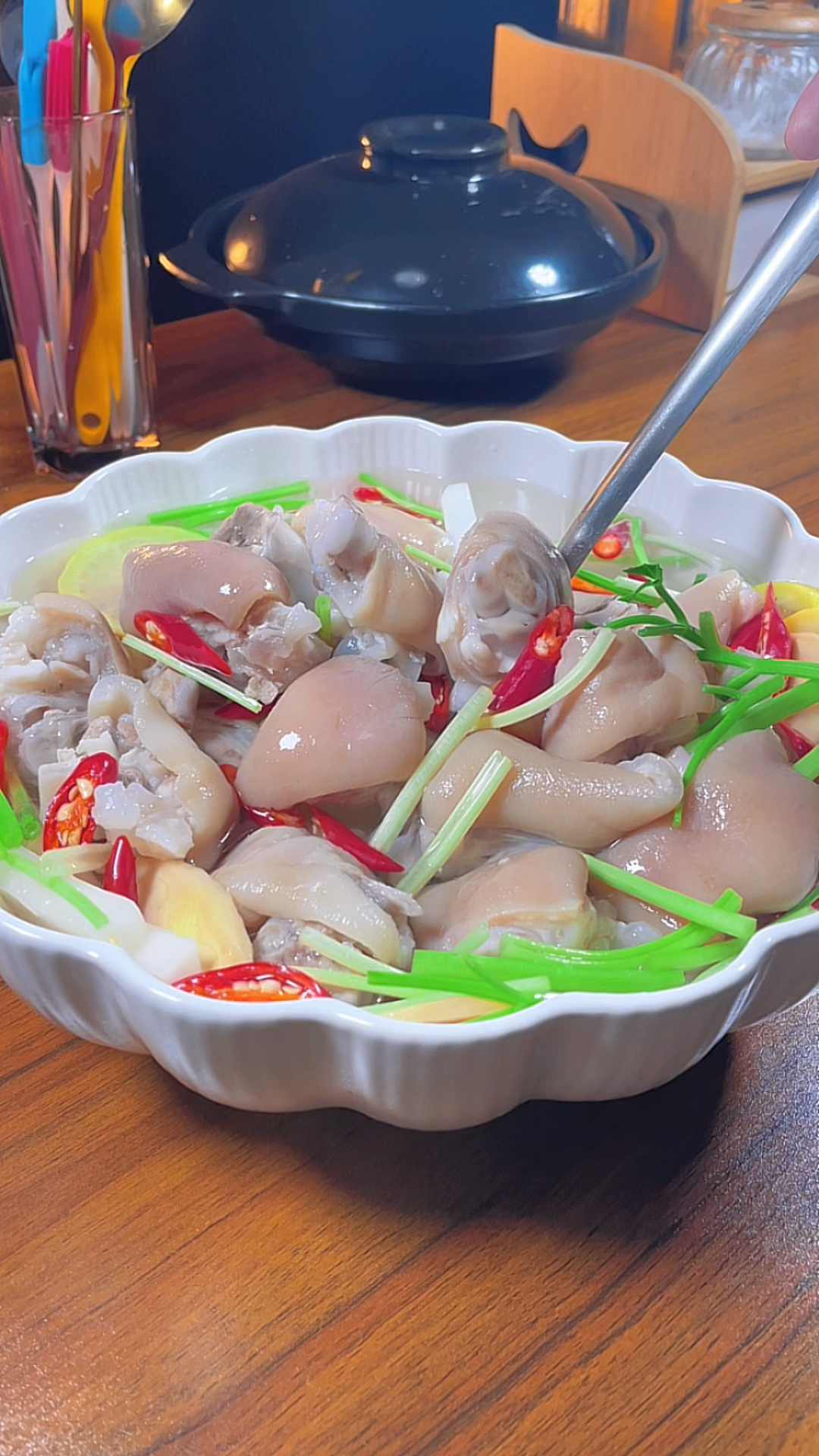 天气这么热,这道广东百年经典名菜,#白云猪手 你可千万别错过了,酸甜