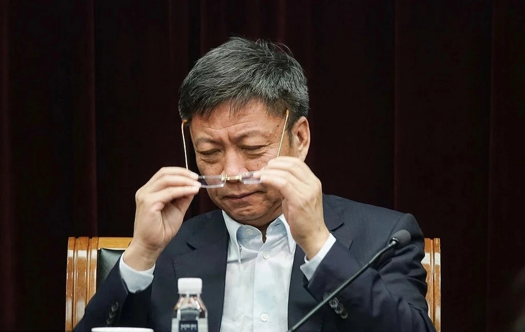 3月29日,孙宏斌现身融创集团破产重组说明会,一开口就是道歉,因为这是