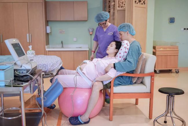 深度解析人们为什么不愿生小孩