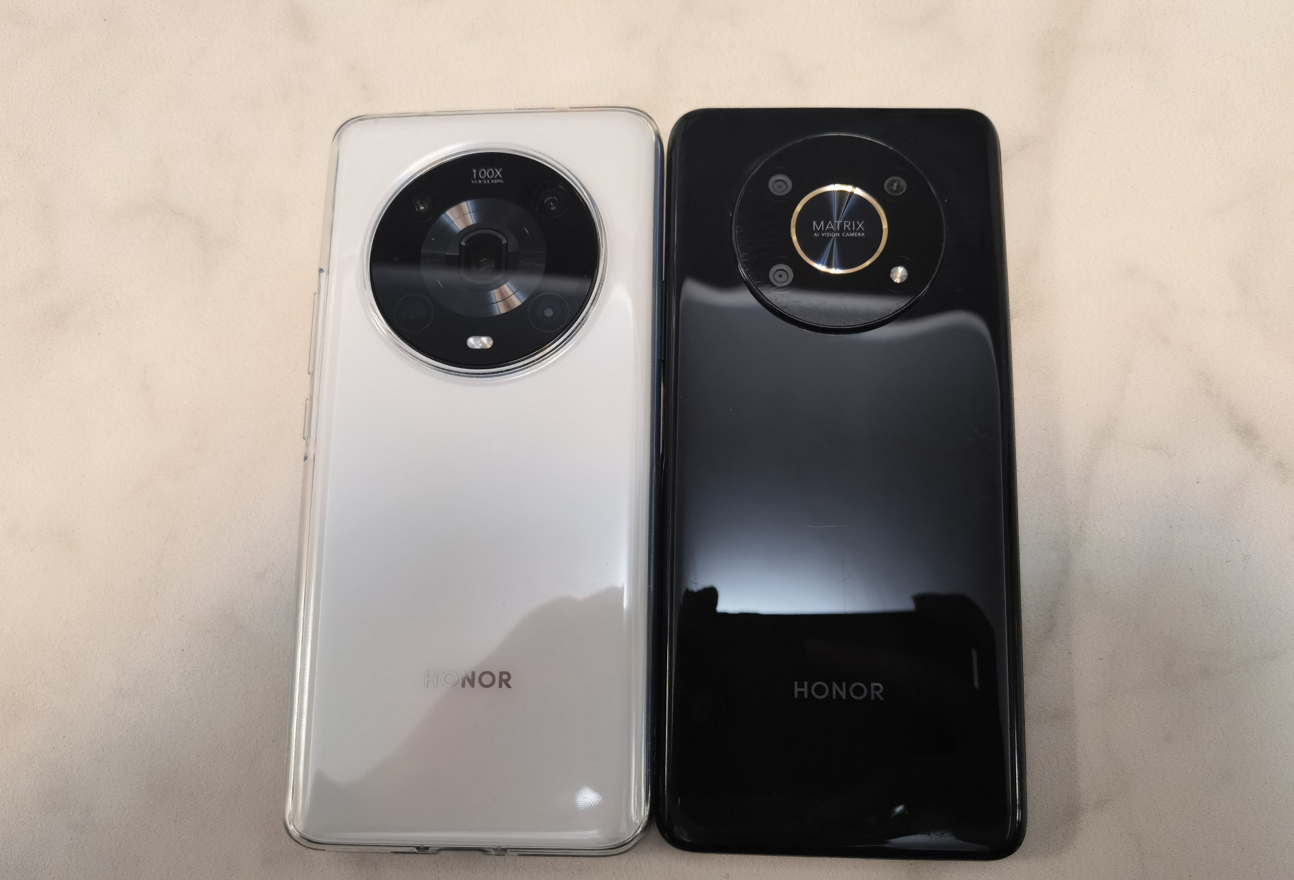 有幸拥有了荣耀这两款星环手机:彼此拥有各自独特的味道.