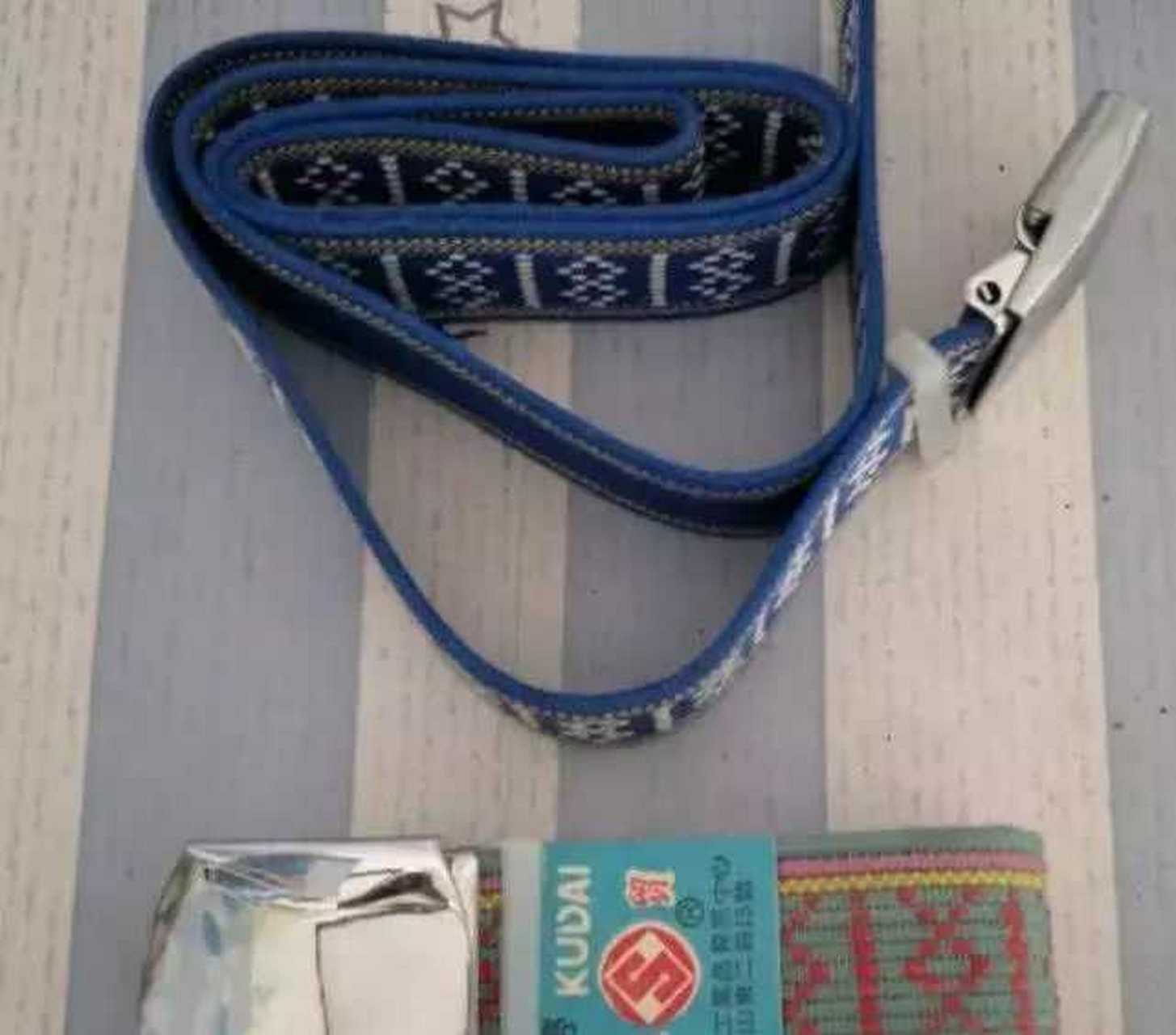 80年代帆布腰带:小时候在奶奶家,把它扎在腰上,感觉像长大了似的,结果