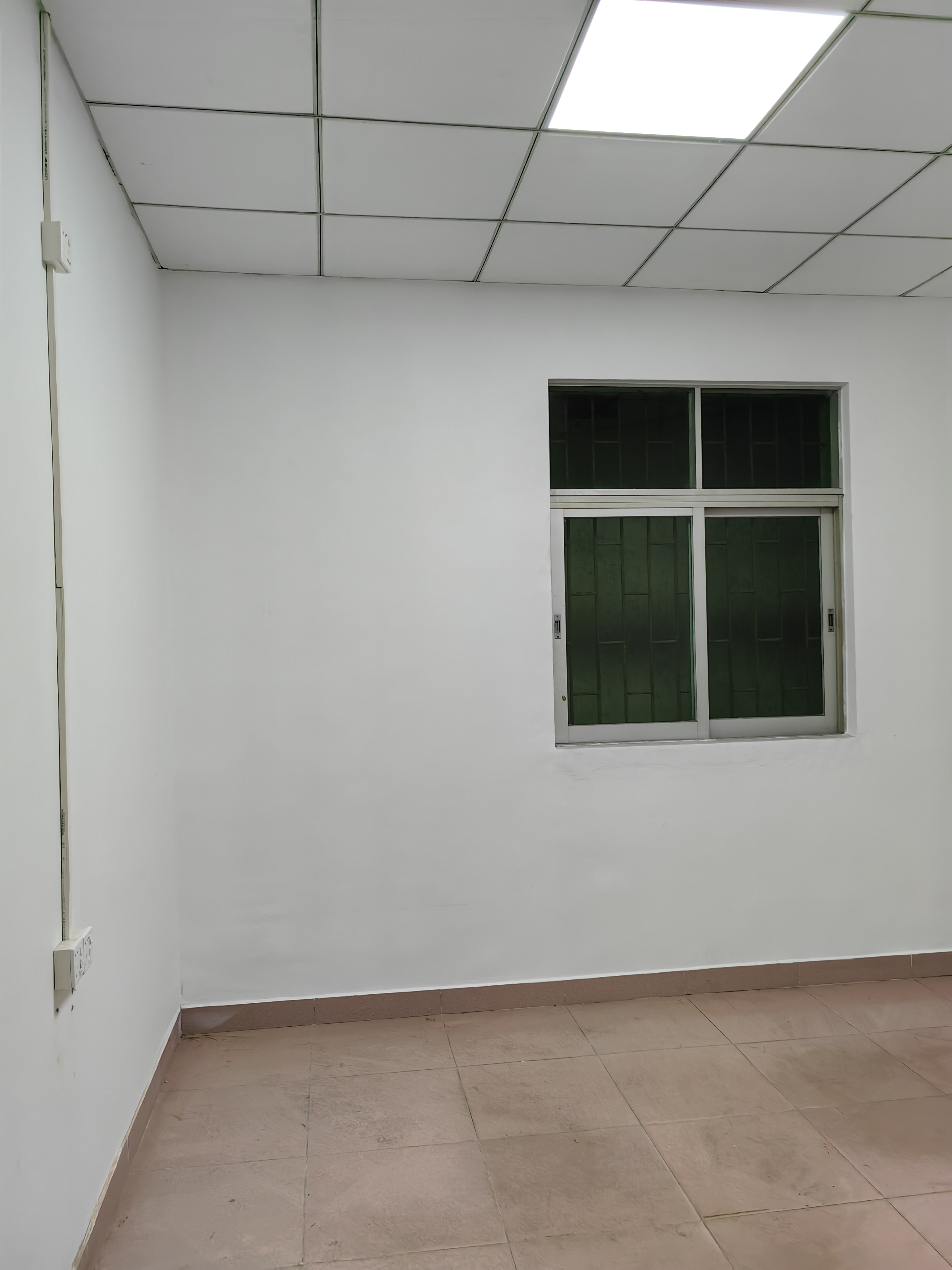 东莞南城蛤地新南路边本地个人自建房整栋出租