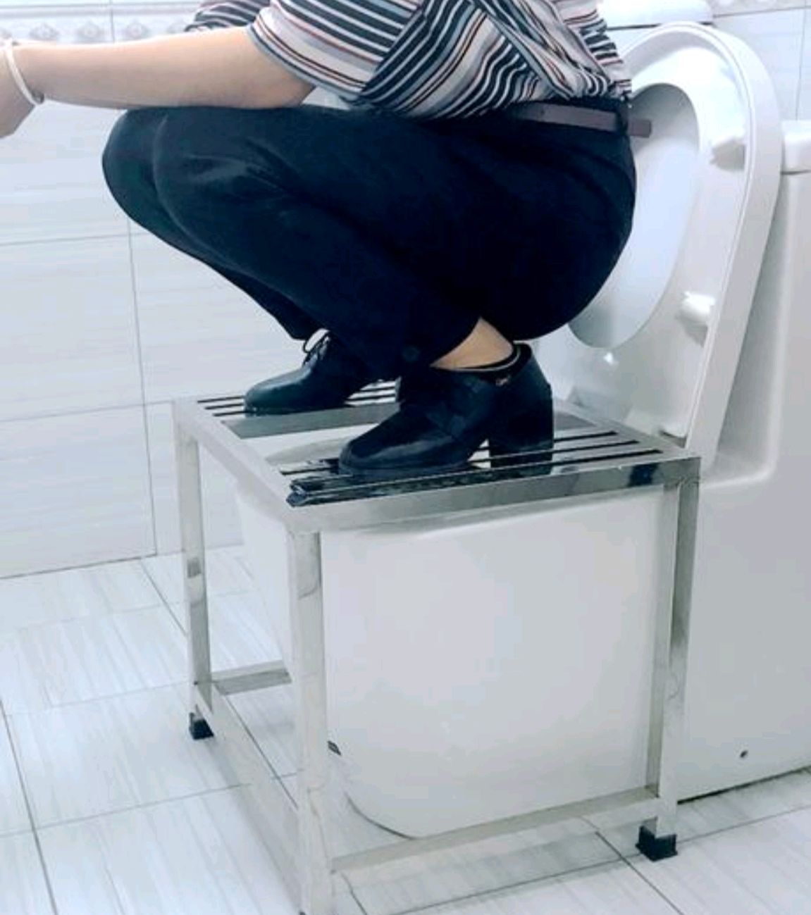 为什么酒店不使用蹲式马桶,而全部是坐式马桶?有些人用很不习惯