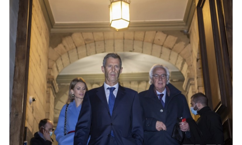 以色列钻石大亨施泰因梅茨,因贪污罪成入狱5年