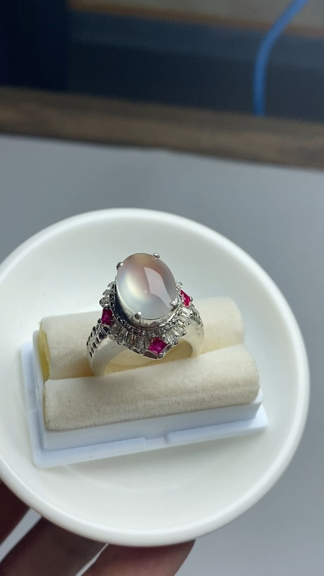 翡翠白冰蛋面 晶莹剔透