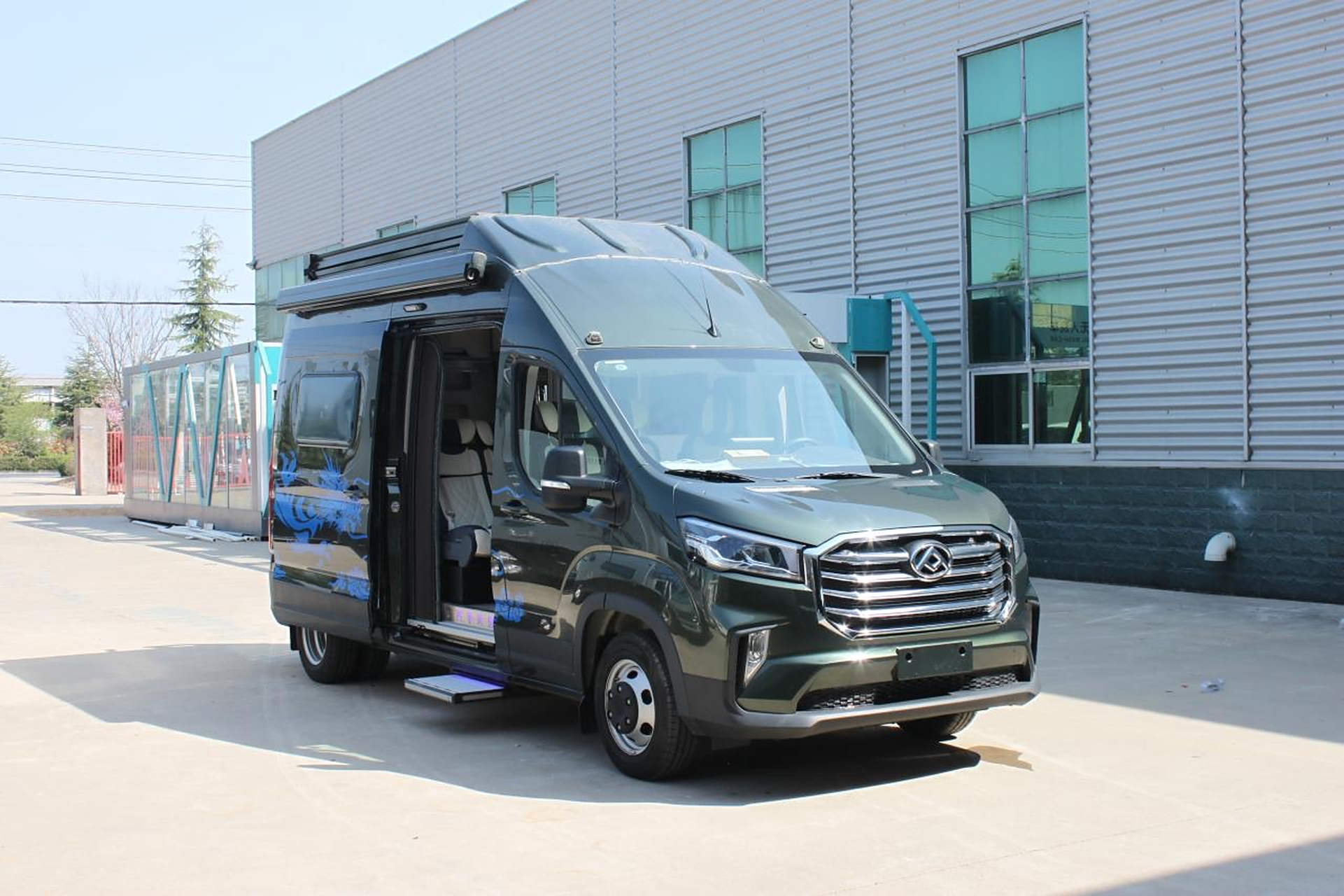 中正房车大通v90房车!