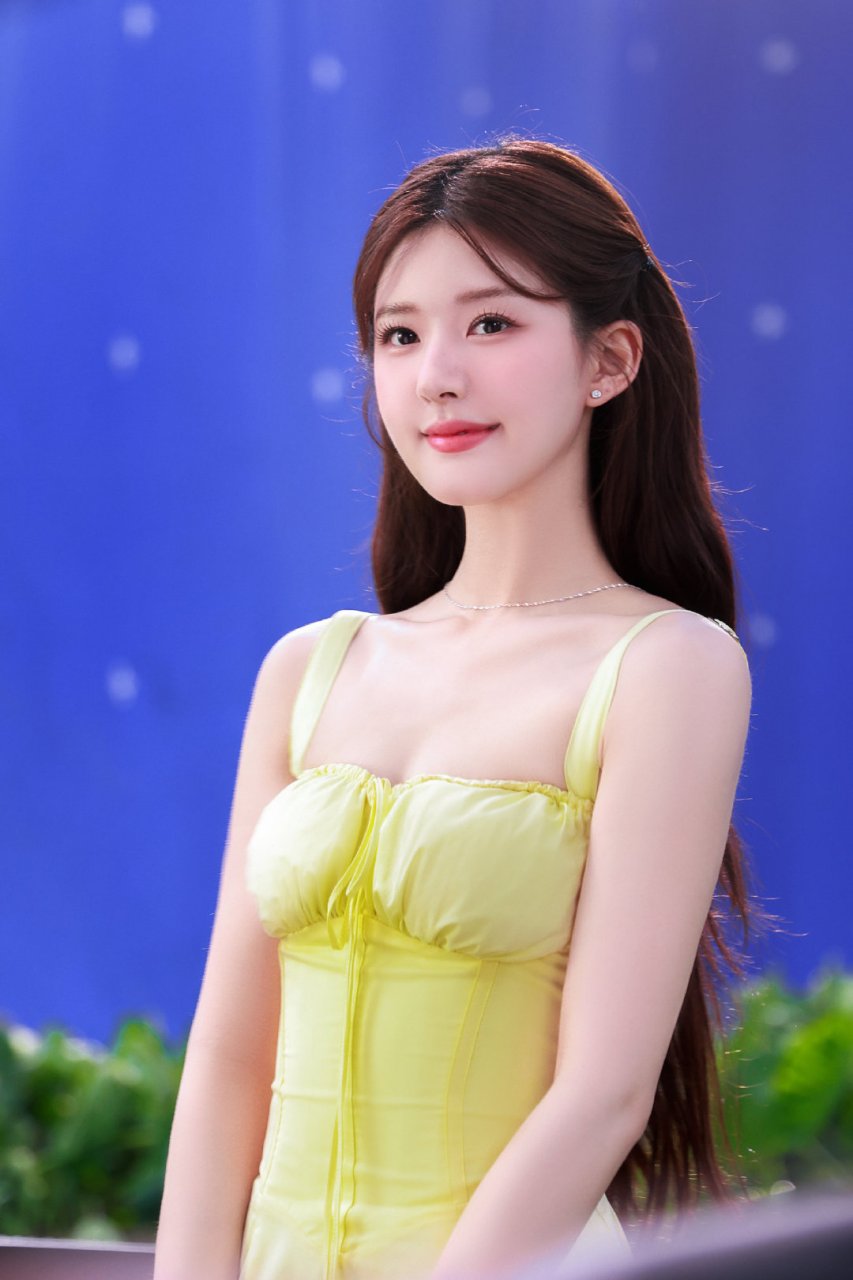 赵露思高清壁纸头像(四十一)[比心]