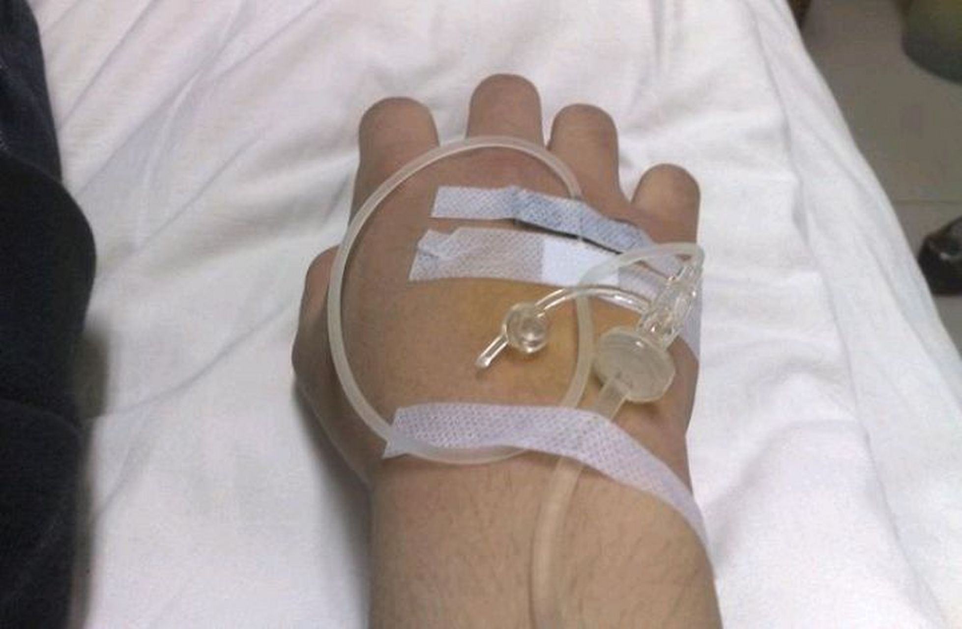 "男子在诊所输液后去世",目前责任原因还在调查,网友