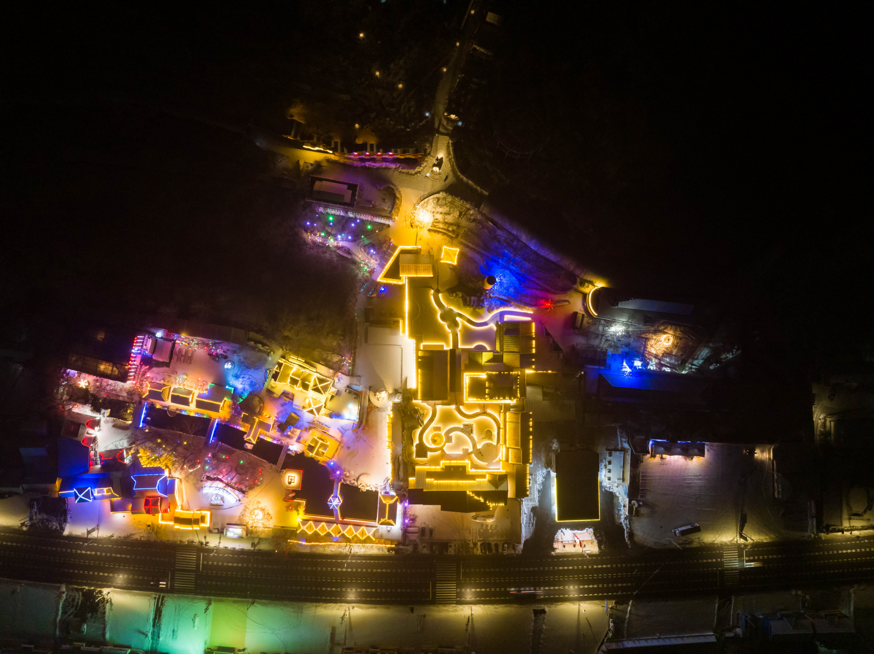 网红打卡地辽宁杠杠滴# 小市一庄#美好辽宁欢迎您# #振兴新突破辽宁