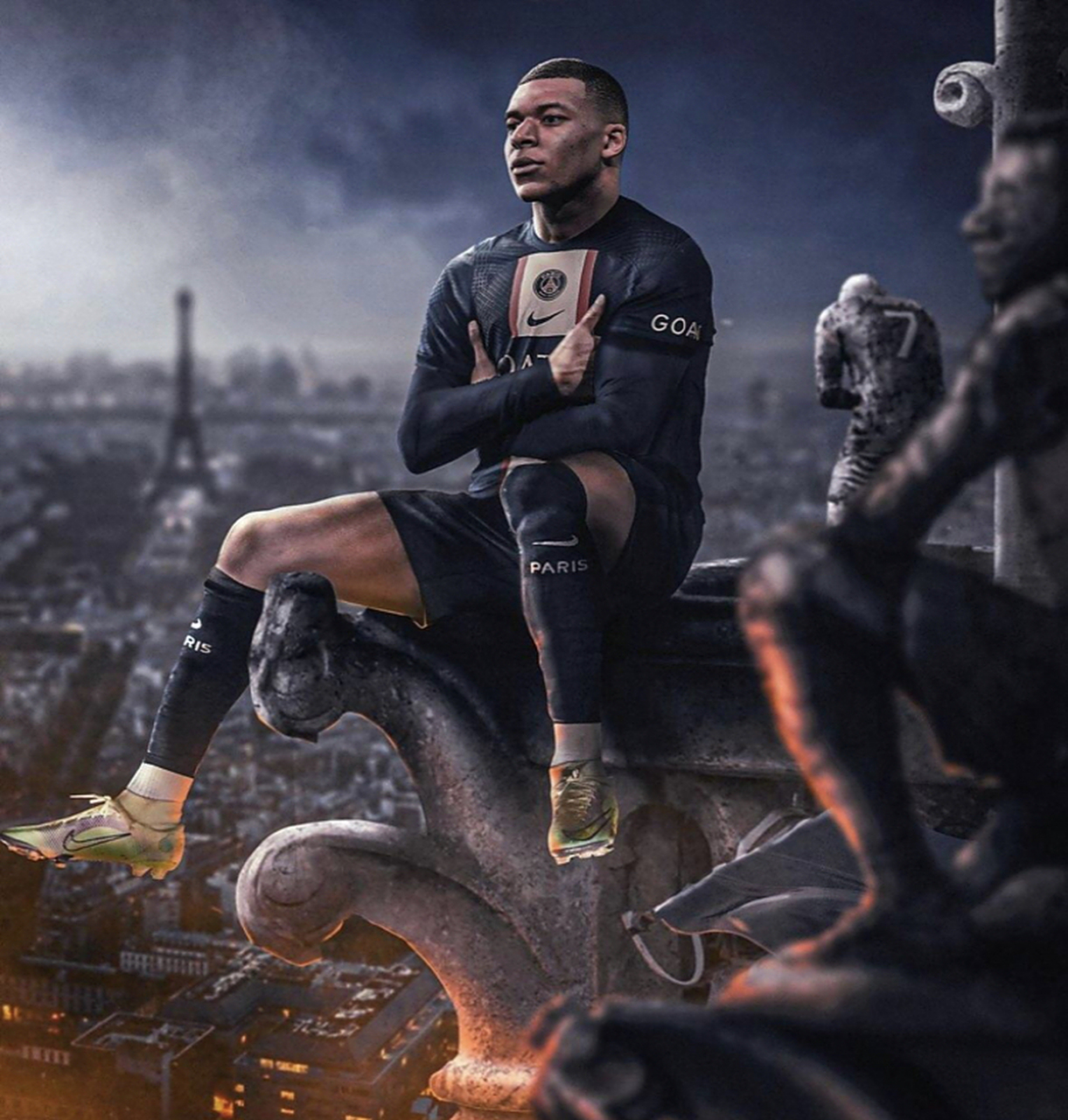 巴黎对姆巴佩标价3亿欧,姆巴佩也希望7月离队.