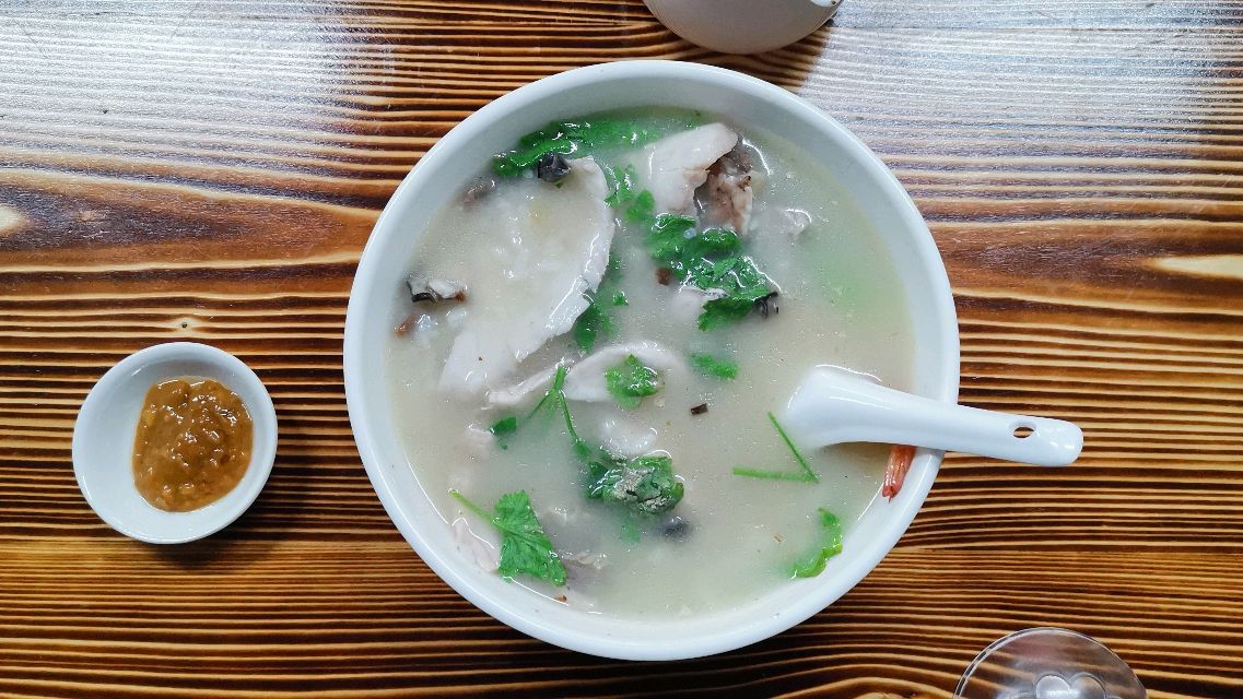 舌尖上的美食,一碗鱼粥,吃的是远在他乡潮汕商人的故乡情