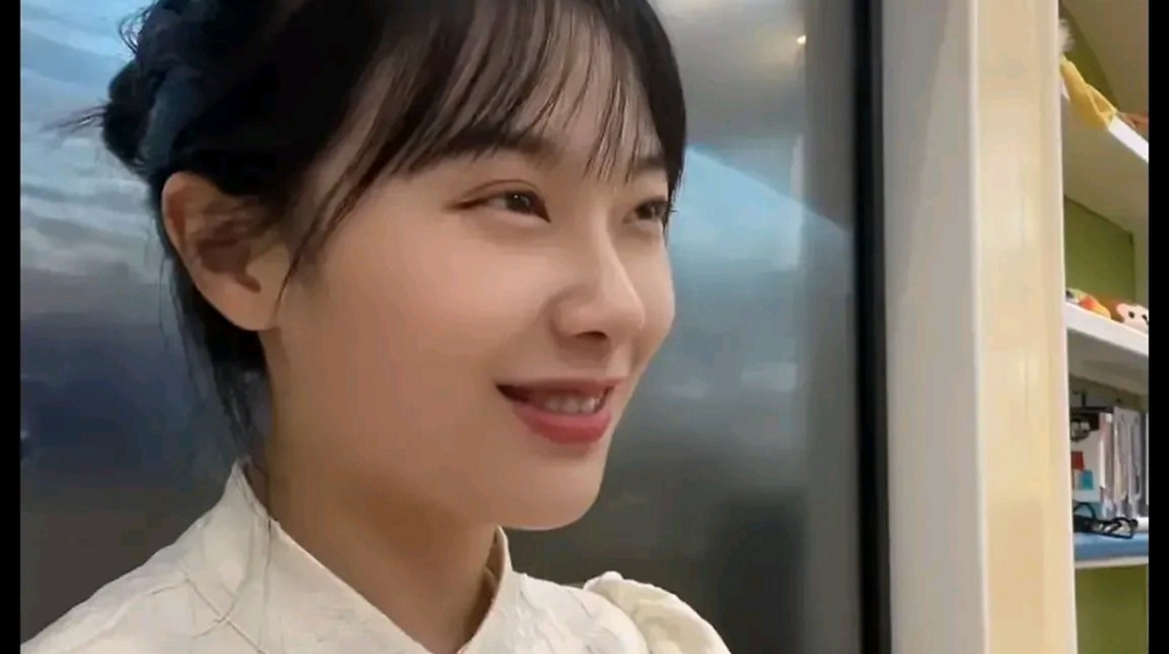 黄抖音谁有=黄色抖音是哪个