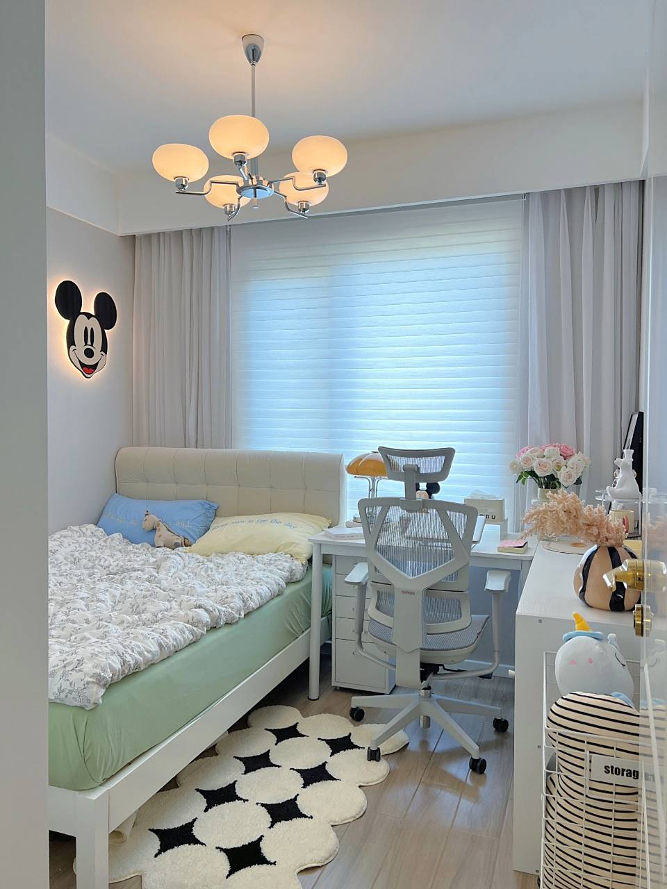 安全感满满~ 957平米小房间,改造成了一个迷你的多功能房,办公 收纳