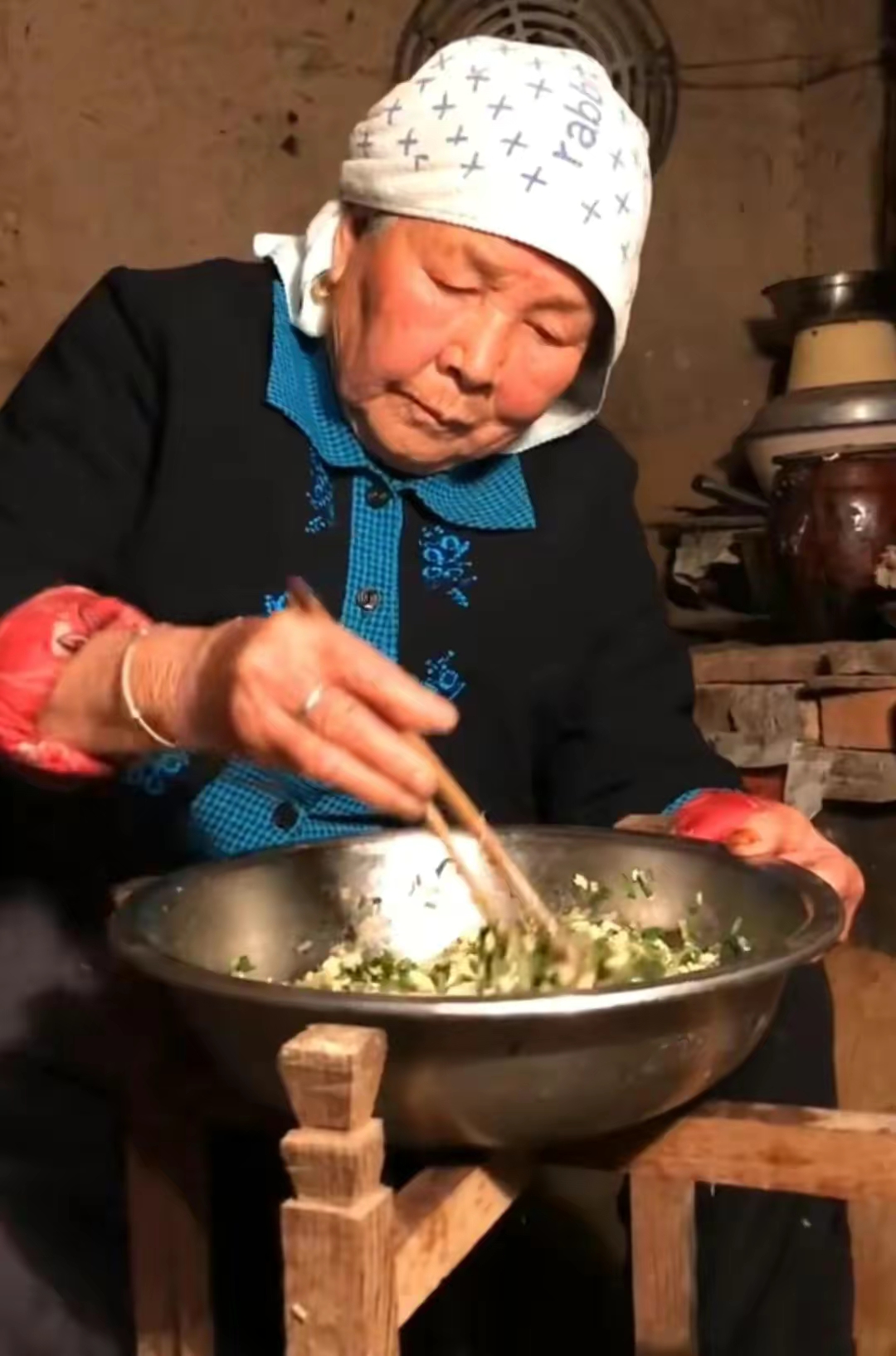 我被"玉霞和解放"这个4分8妙的视频感动了