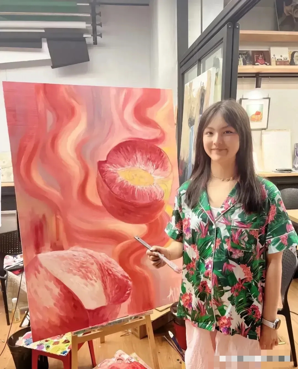 王诗龄这油画炫得……我居然无法反驳!