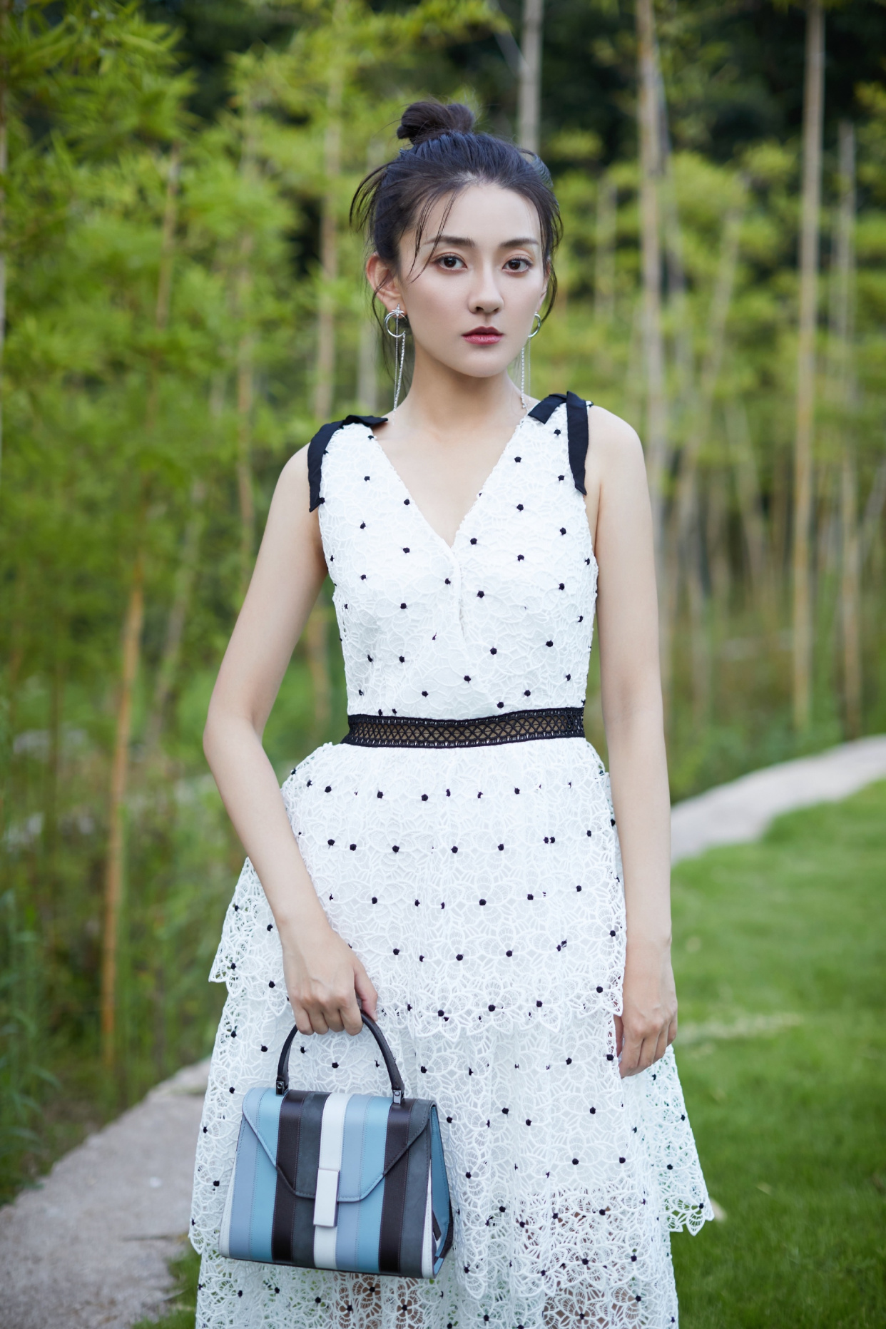 明星写真美图|梁洁