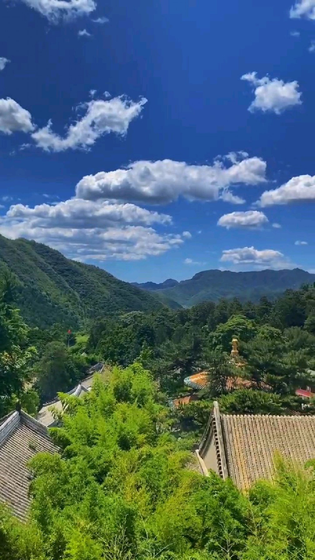 深山古寺,修身养性的好地方.