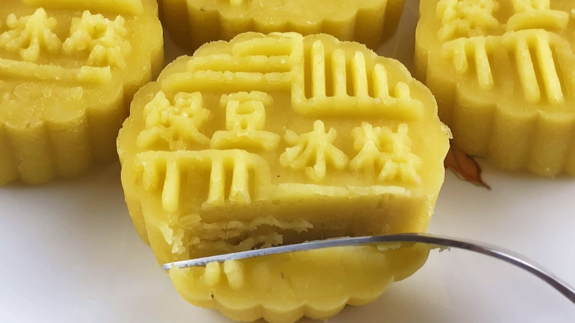 绿豆冰糕要想做的好吃其实一点都不难,拿笔记下