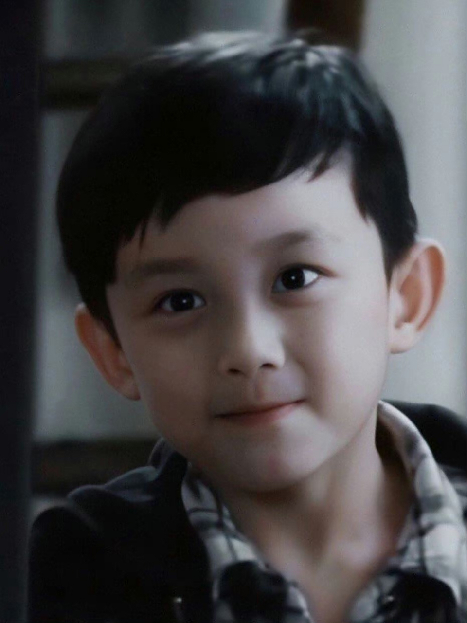 三石弟弟长大啦真是,从小是童星的吴磊之前一直给别人演小时候,现在他