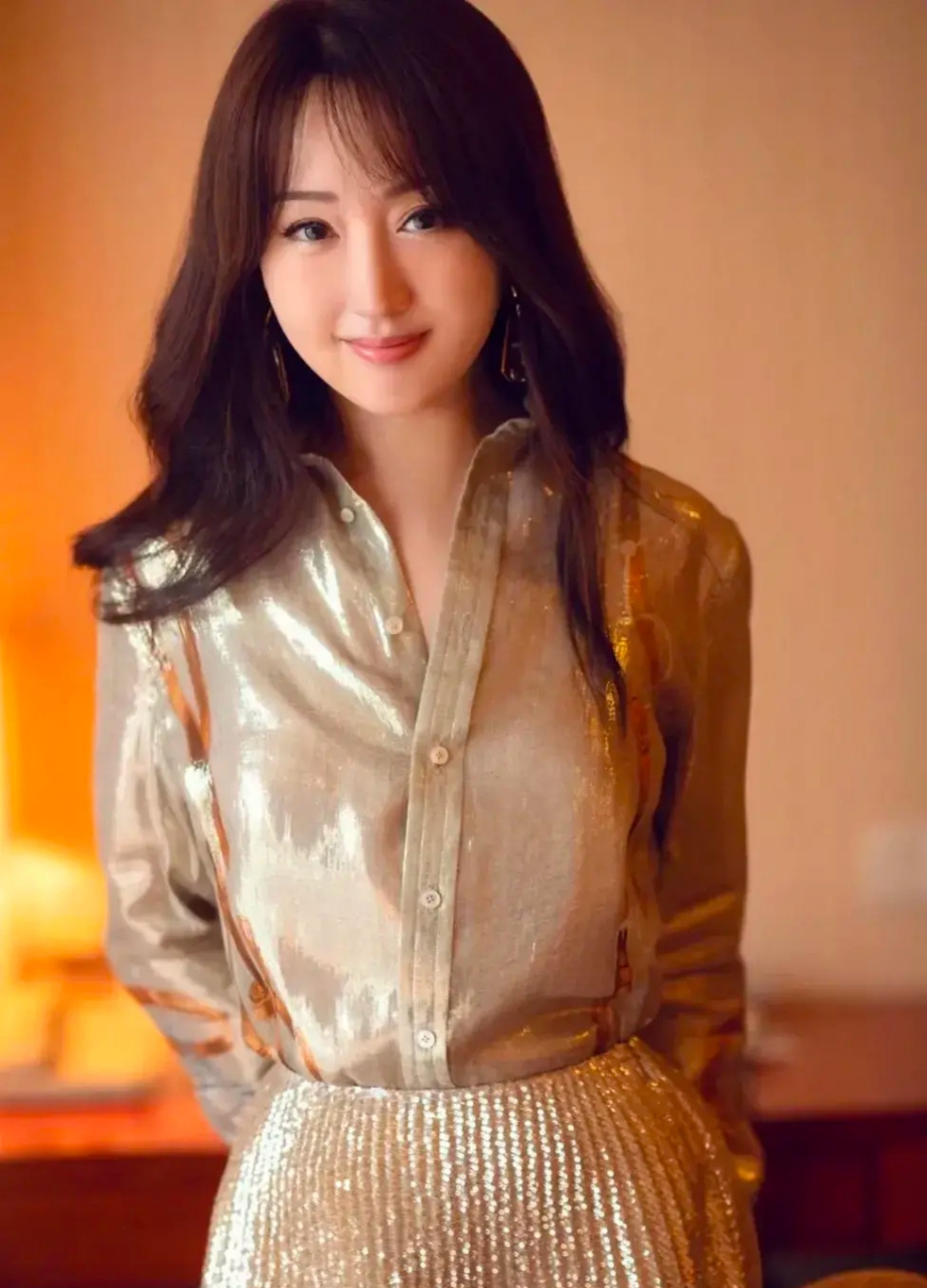 杨钰莹为何至今单身 当这组泳装照曝光后,网友:如果是你 你敢娶吗