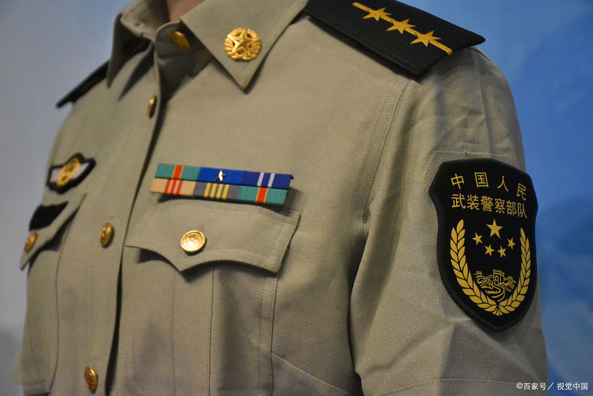 军人胸牌怎么看?