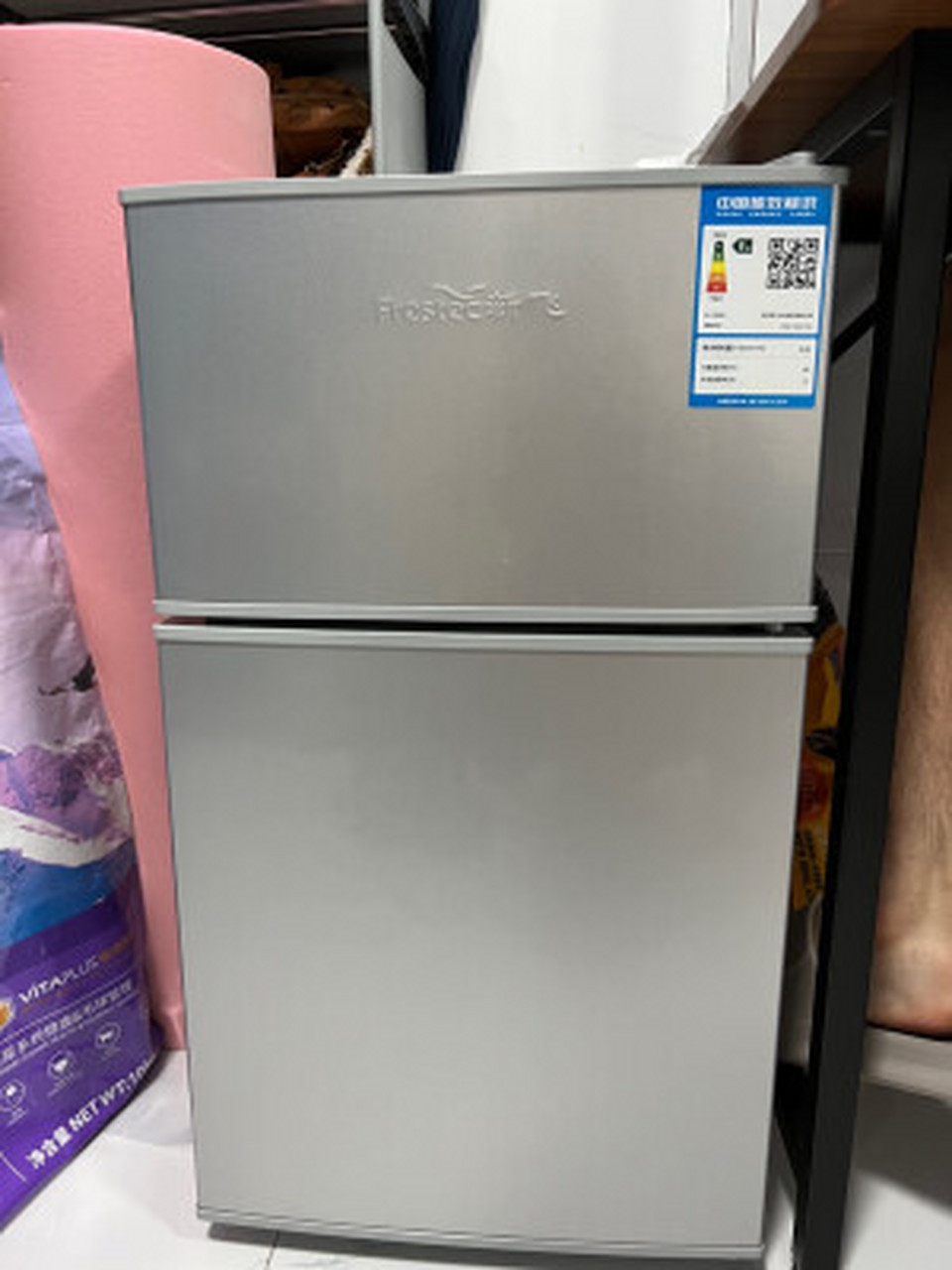 新飞(frestec) 冰箱小型双开门 迷你小冰箱家用宿舍租房冷藏冷冻电
