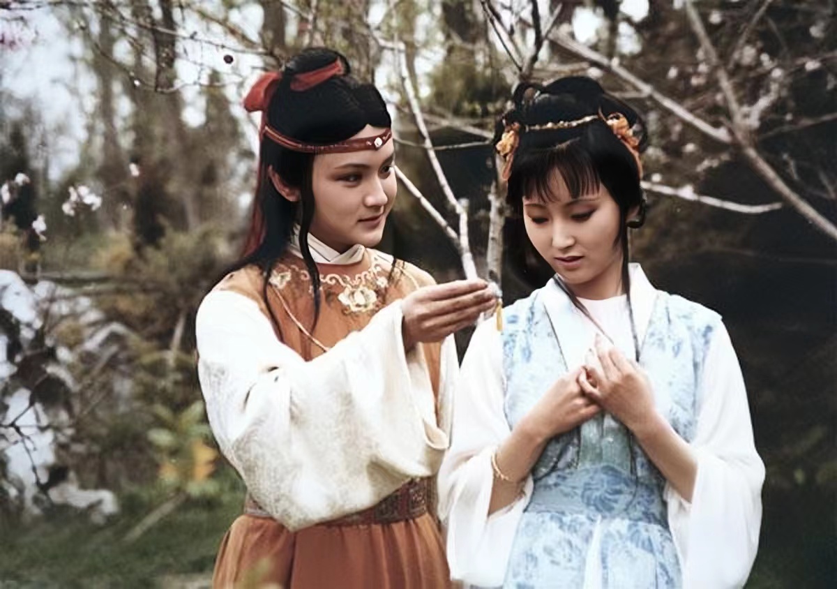 日版红楼梦:贾宝玉和林黛玉远渡日本,在天皇的帮助下组成新家庭