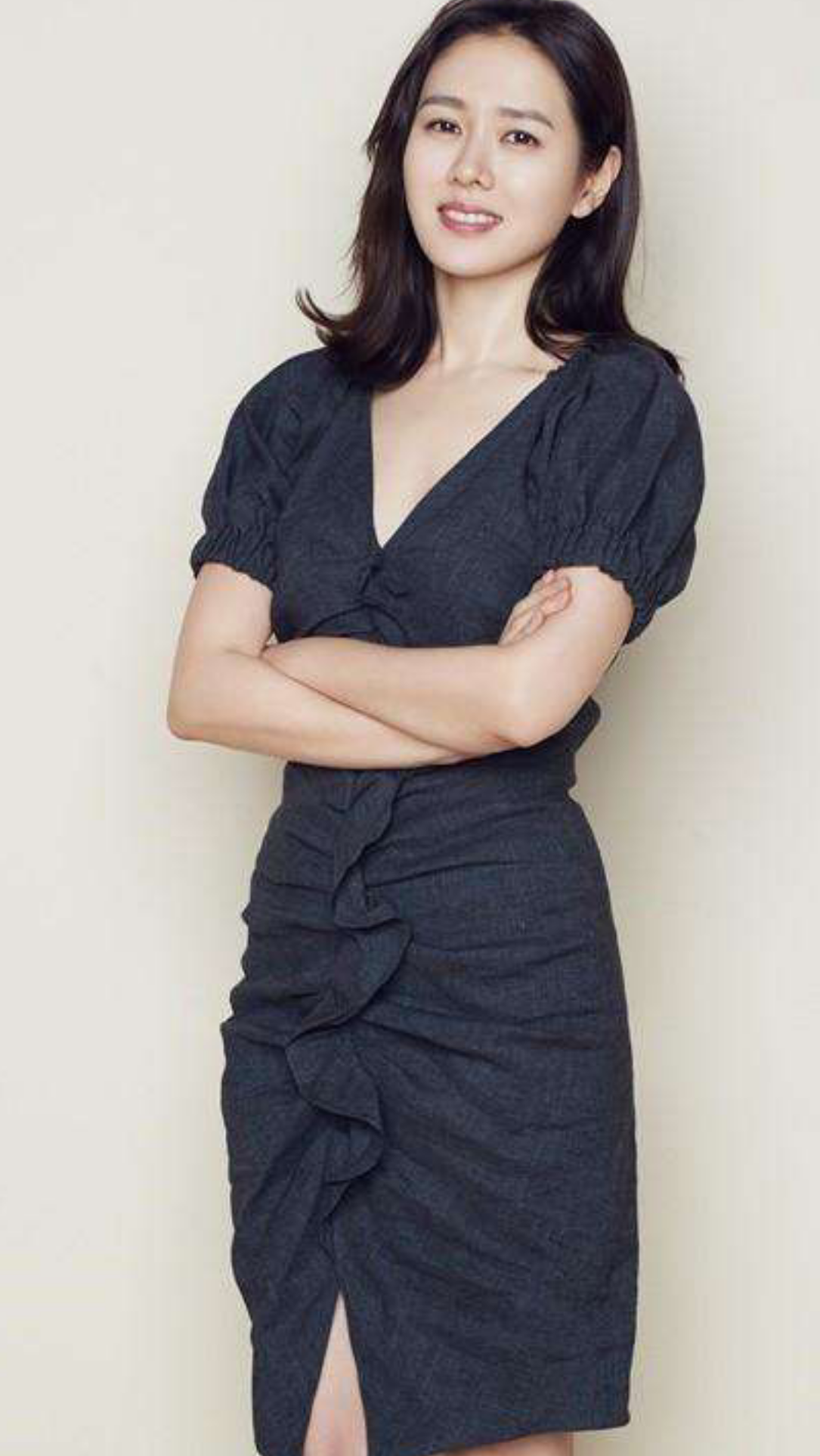 孙艺珍时尚唯美写真照,气质优雅,温婉可人