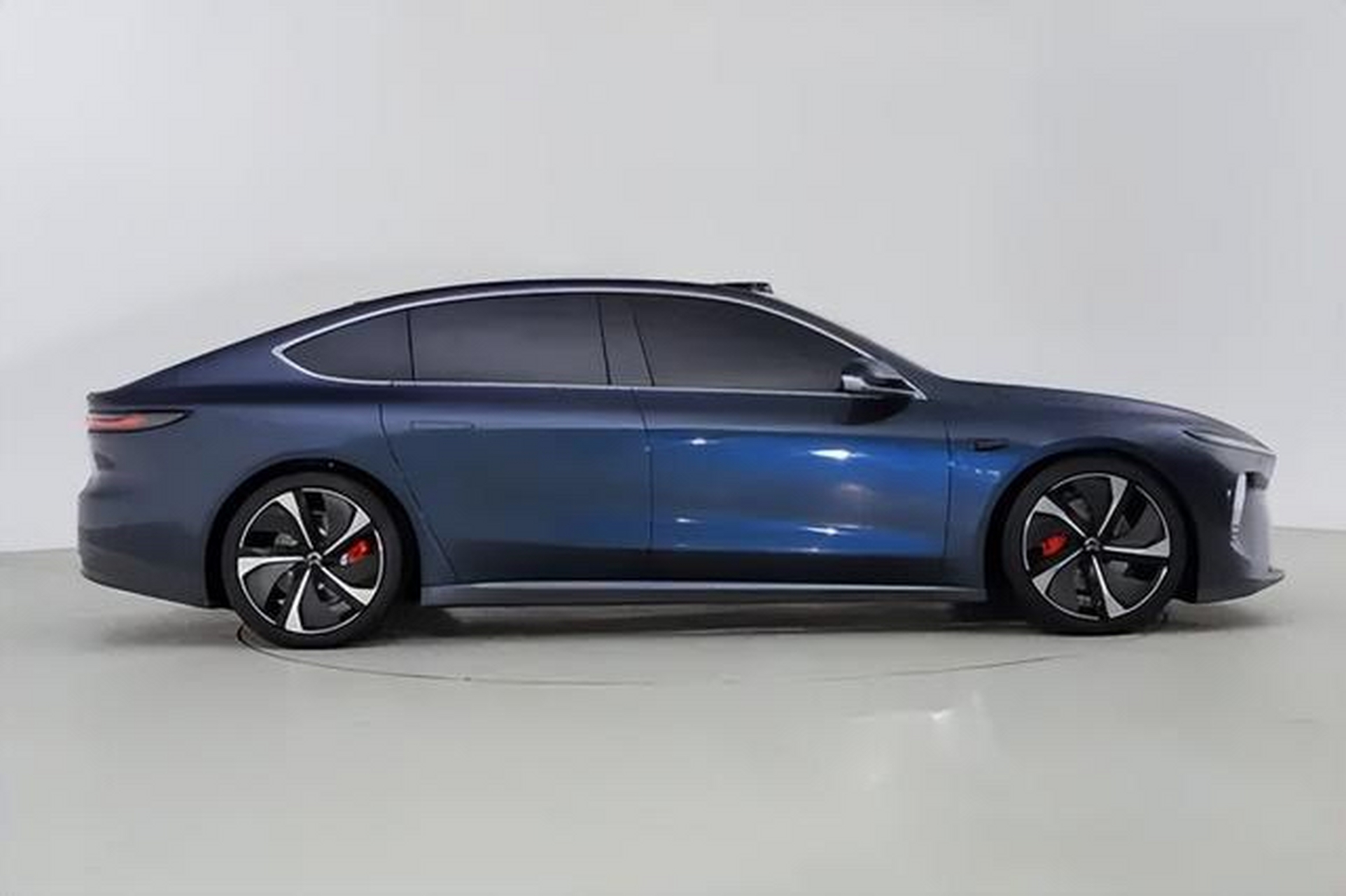 九月动态激励计划# 零百加速3.8秒,解析蔚来et7 2021款 75kwh