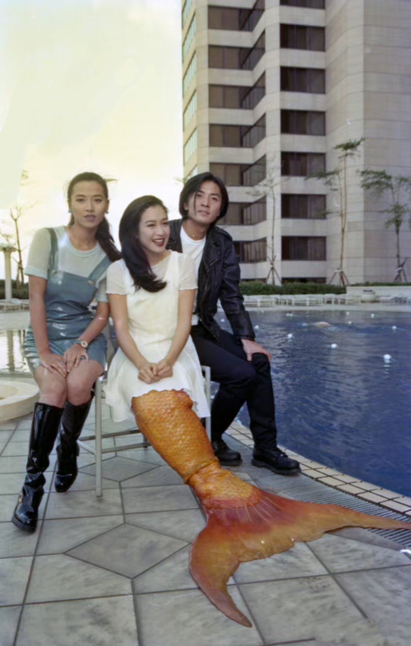 1994年,郑伊健,钟丽缇,麦家琪到台湾宣传电影《人鱼传说》.