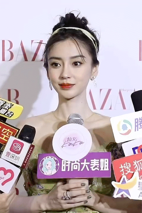 黄晓明杨颖离婚粉丝矛头指向baby女方密友爆现在离婚原因