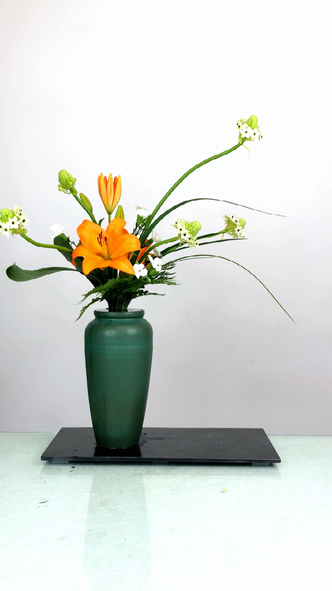 瓶花撒艺插花起把宜紧瓶口宜清撒艺插花传统插花东方插花