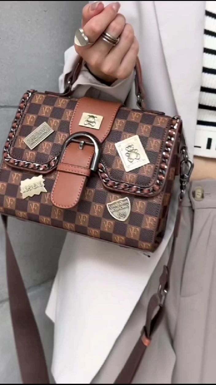 路易传祺路易手提老花小复古真皮斜挎女包-度小视