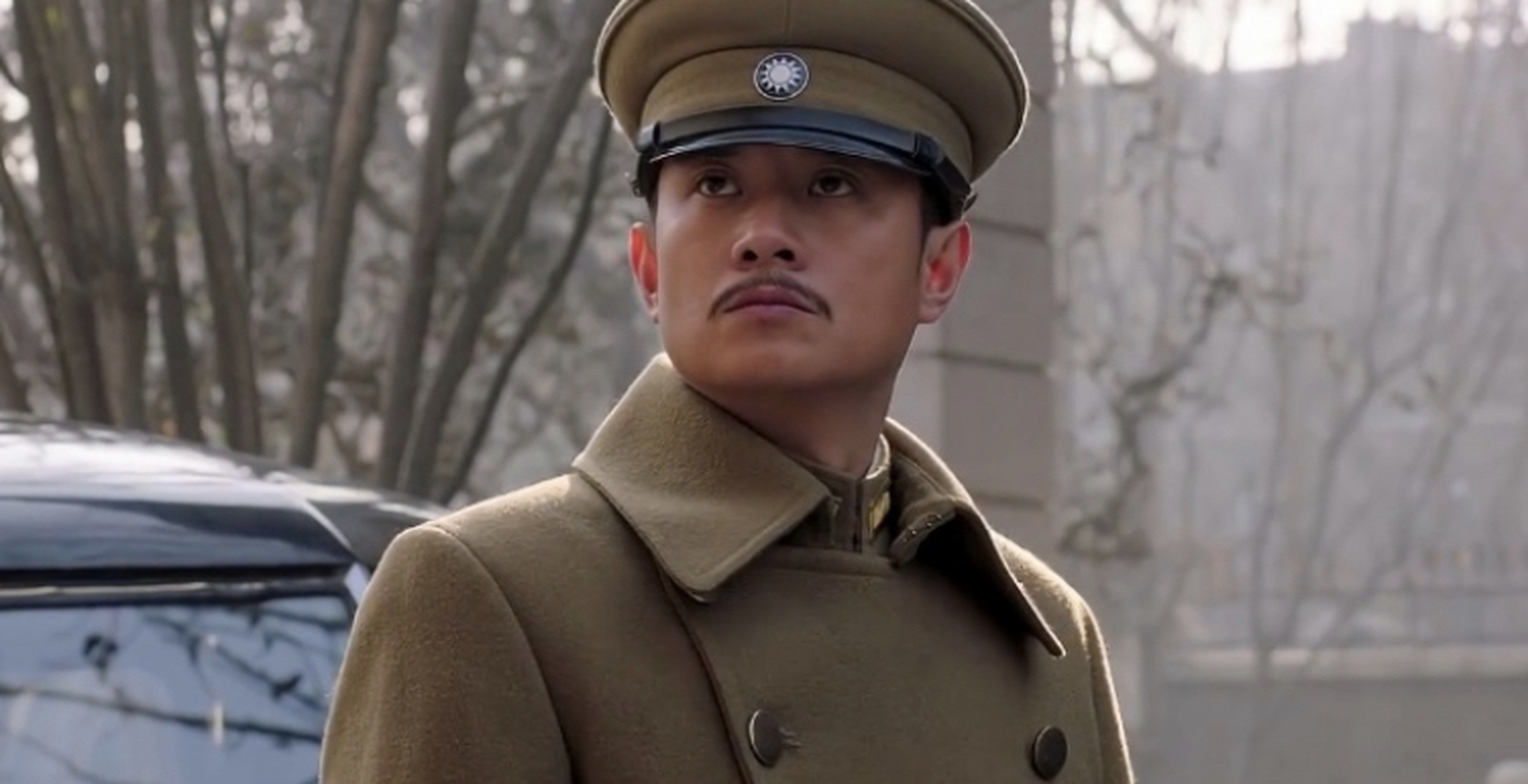 历史# 《少帅》张学良与赵四小姐的爱情故事是张爱玲写的小说,张爱玲