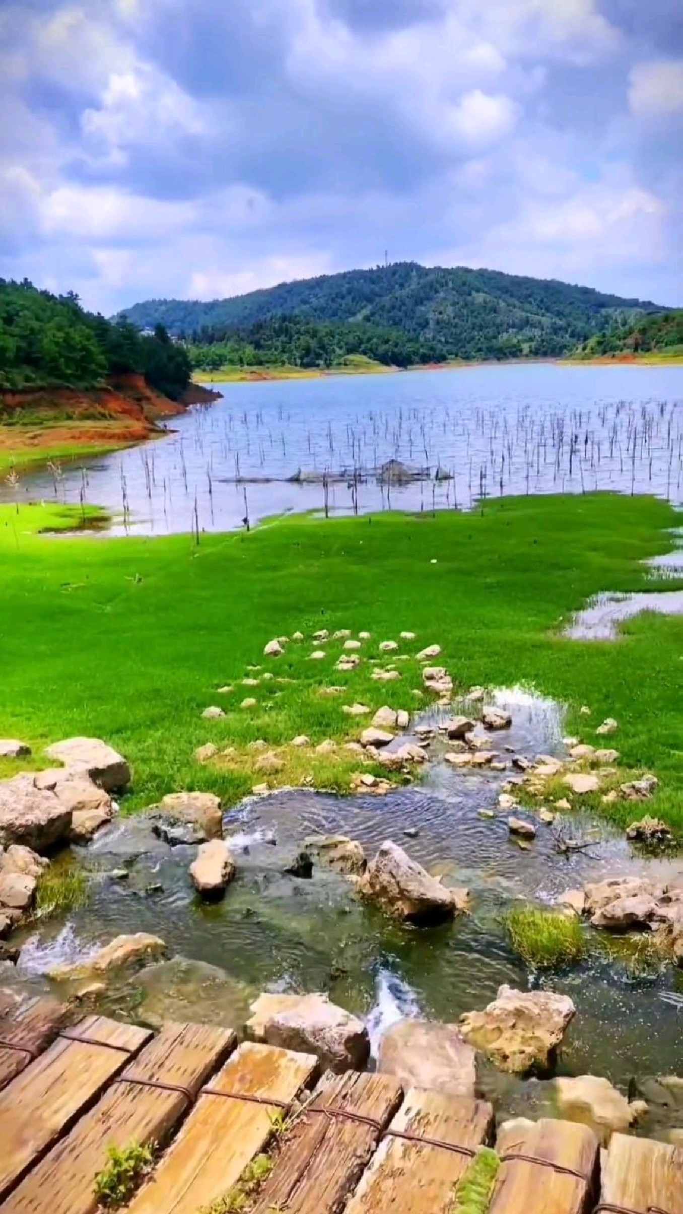 昆明横冲水库露营的好地方