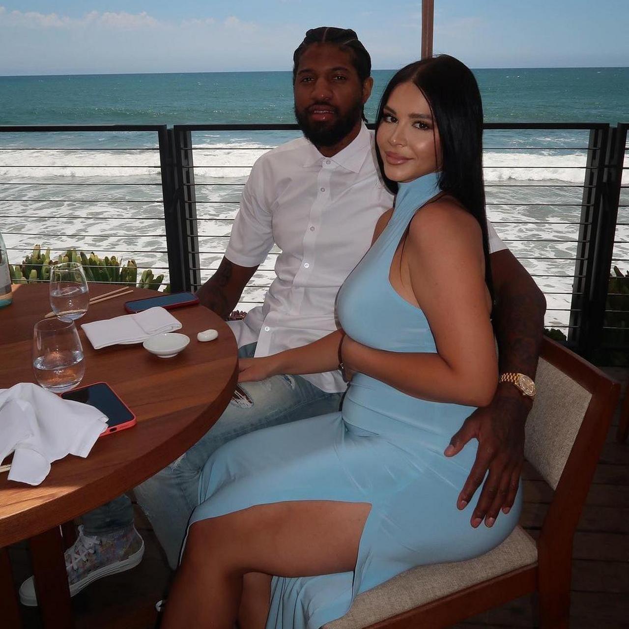 比如保罗乔治和布拉德利比尔的老婆,都属于这种.