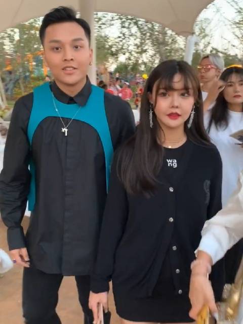 韩安冉攻击两任前夫,小猪劲爆回踩,曝现任老公是gay,谎话连篇