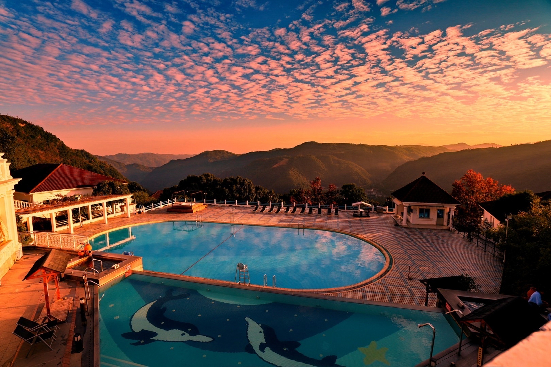 温泉是温州人的最爱,浙江泡温泉最佳目的地就是泰顺大峡谷温泉度假村