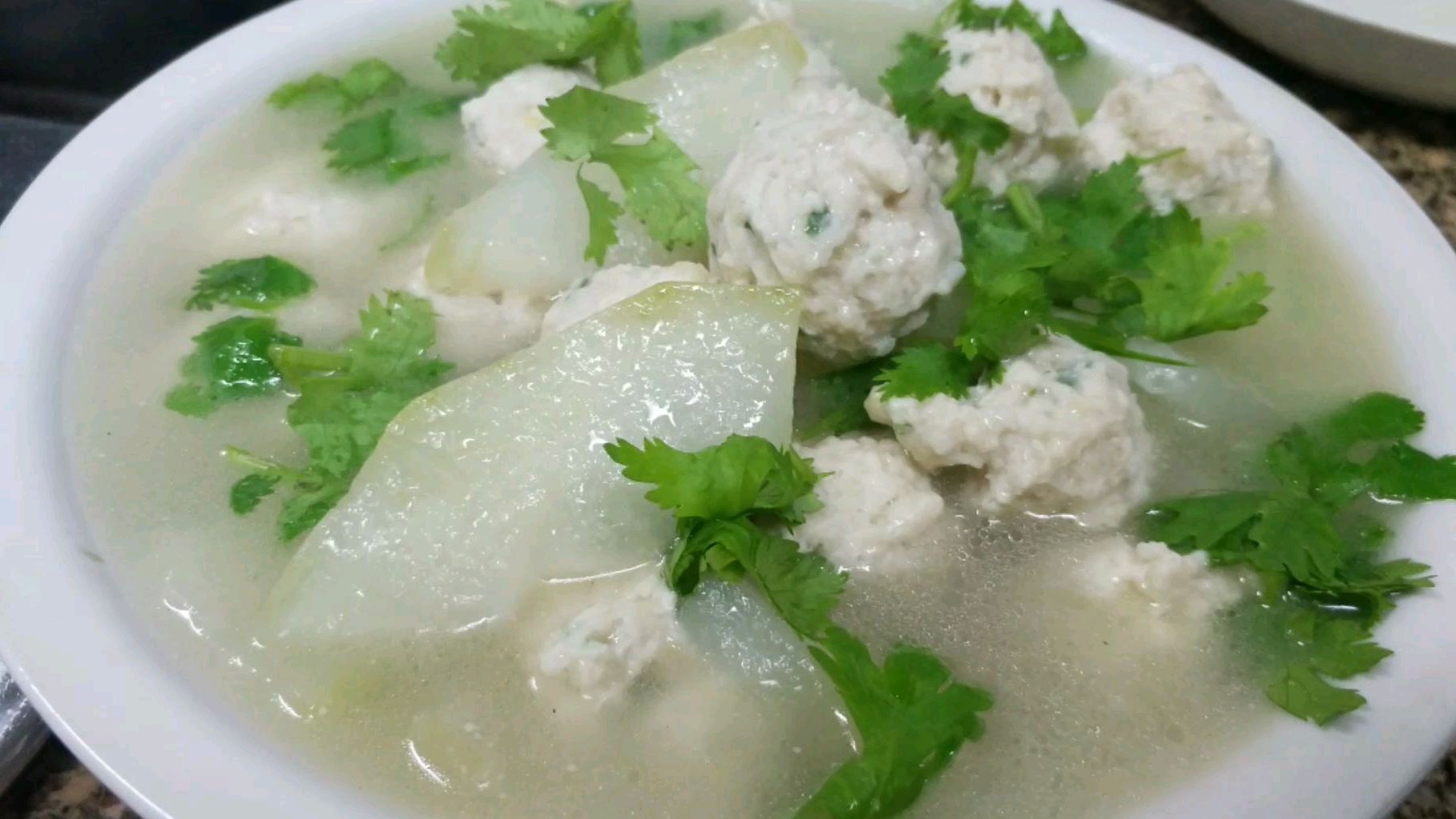 冬瓜加入2块鸡胸肉这样做,汤鲜味美,大人小孩都爱吃,收藏好