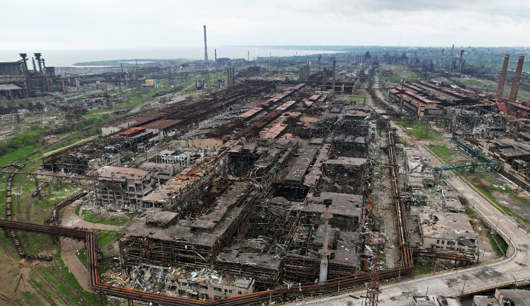 万发炮弹,在冲突最激烈的巴赫穆特地区,俄罗斯每天都要向乌克兰阵地发