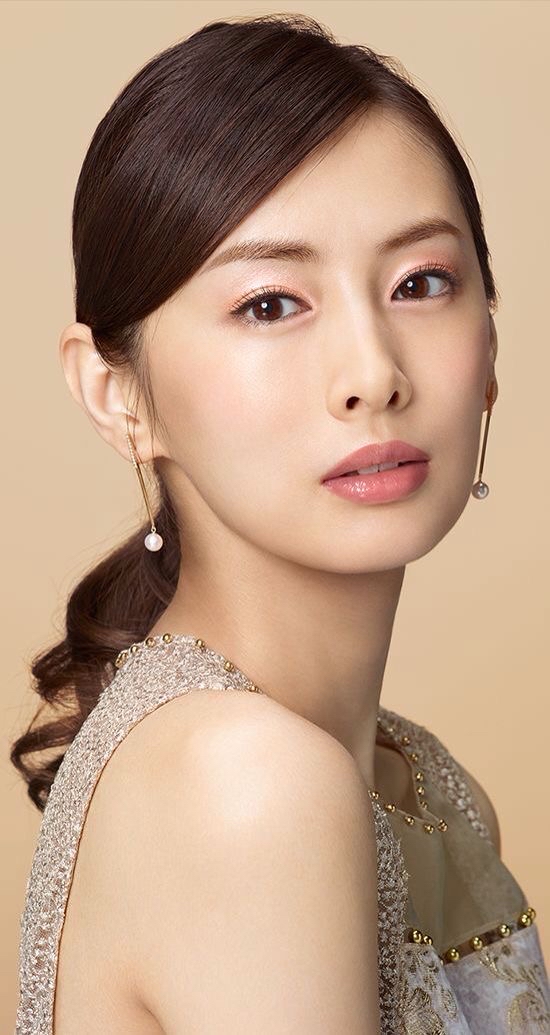 日本女星北川景子高清大图壁纸