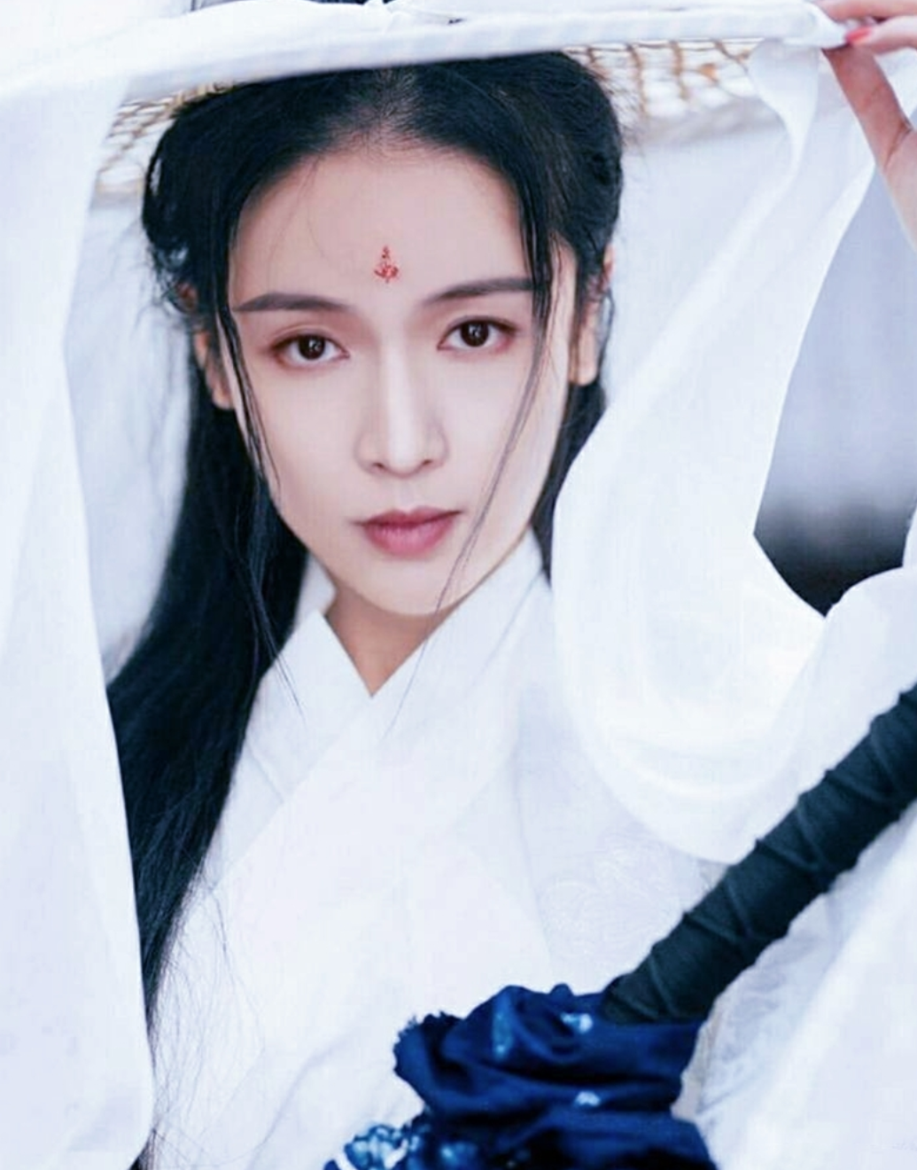 张艺兴亲妹妹张加美首次露面