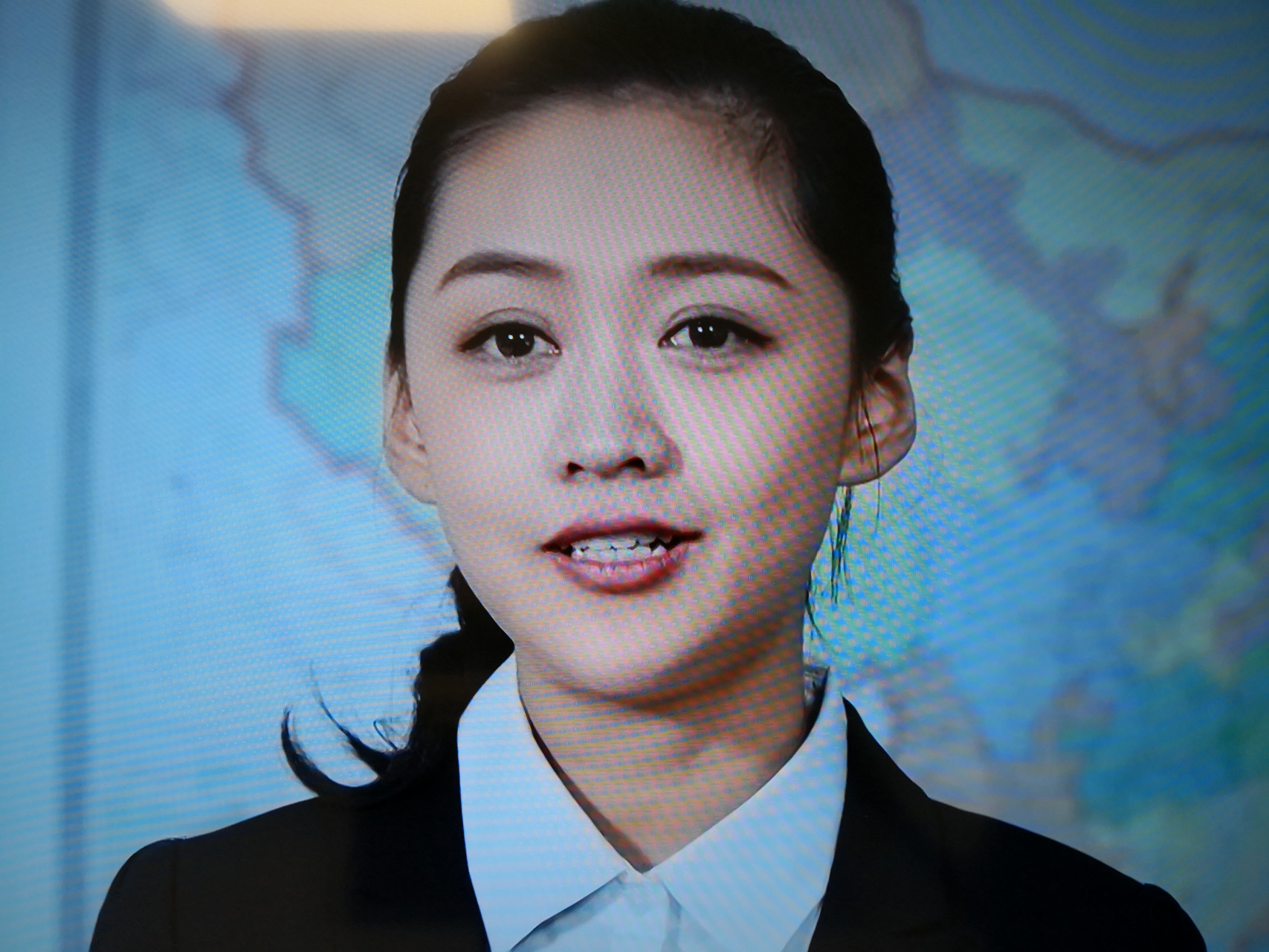 有人说《风雨送春归》中崔莉最漂亮,我发现她刚出场时候确实漂亮,后来