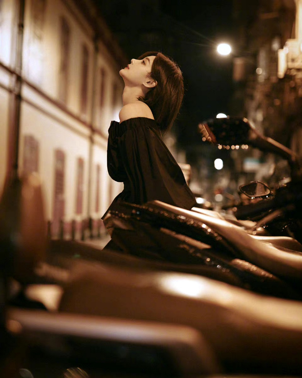 短发的李一桐更加性感和可爱#李一桐又剪短发了