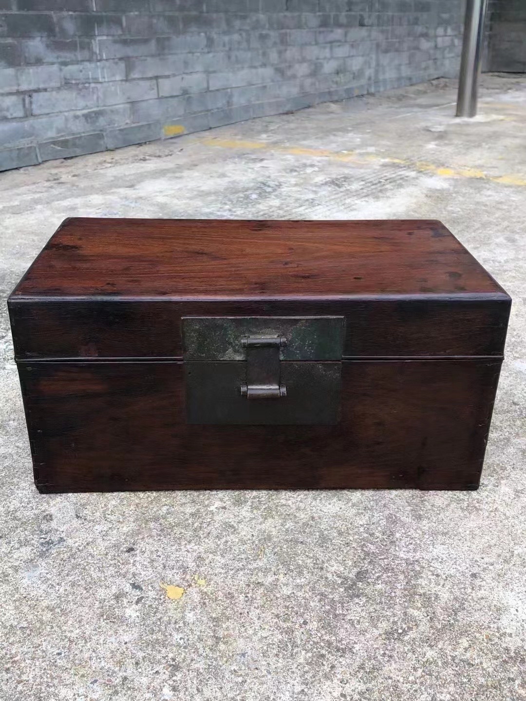 海南黄花梨独板大木箱