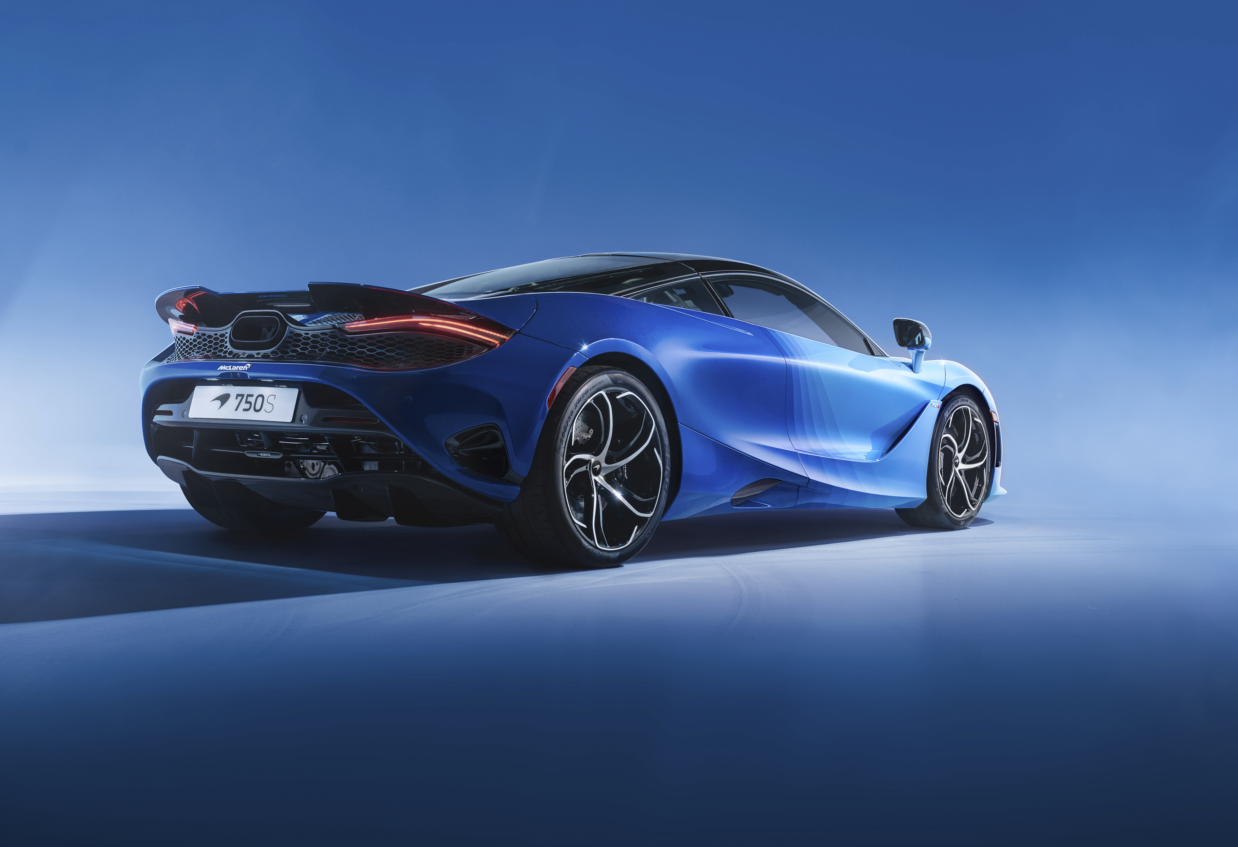 mclaren 750s spectrum theme by mso
