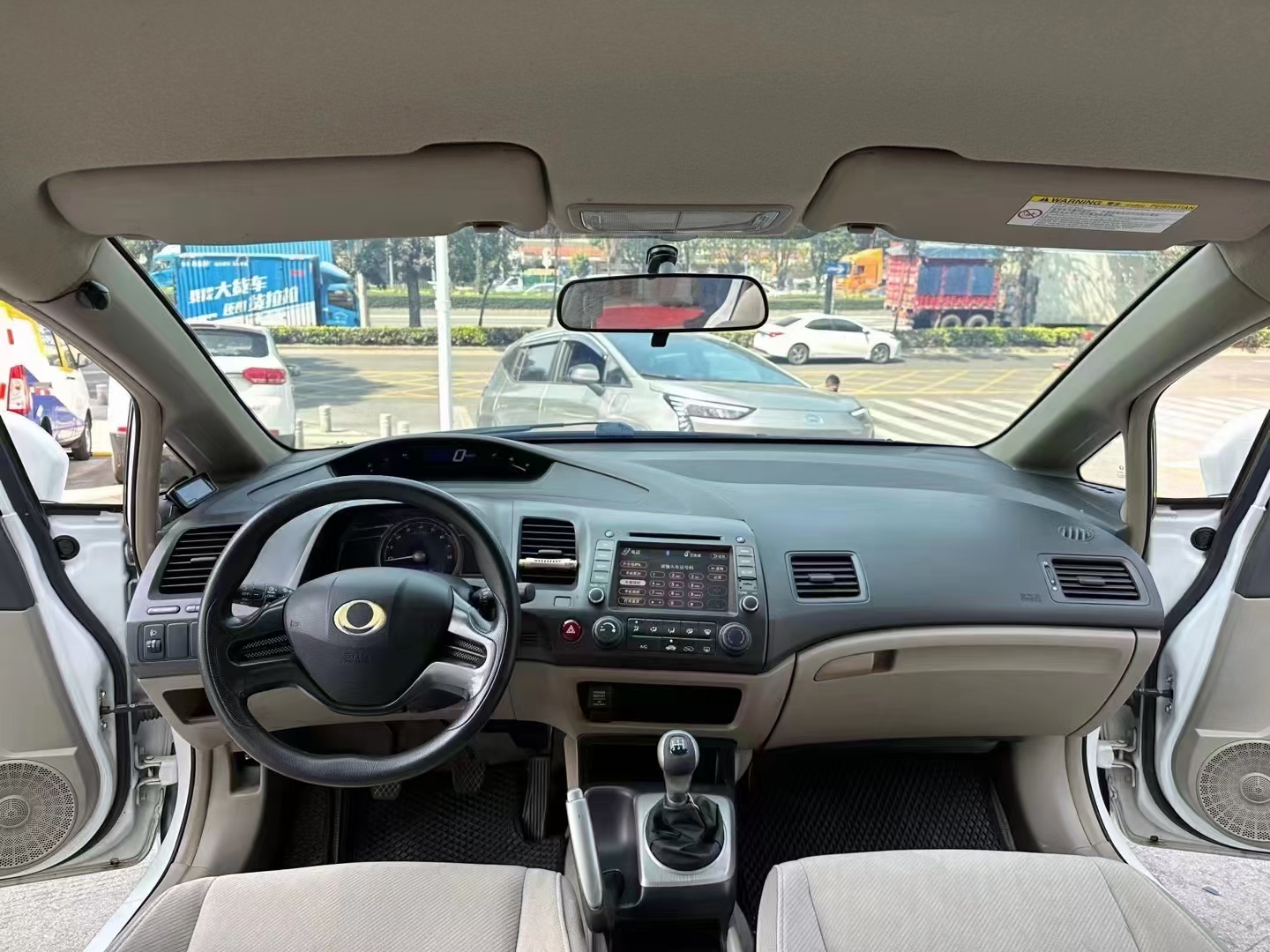 12年本田思铭,1.8l手动挡出2.68万,思域的同胞兄弟,12万公里