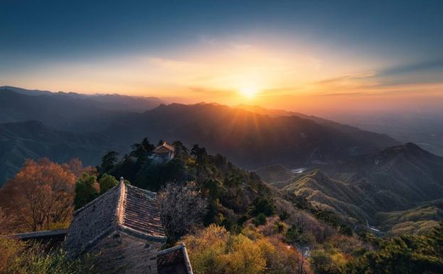 道教名山四大道教名山图片