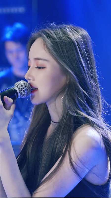 21万次播放.2022-06-012006戴羽彤歌手166.